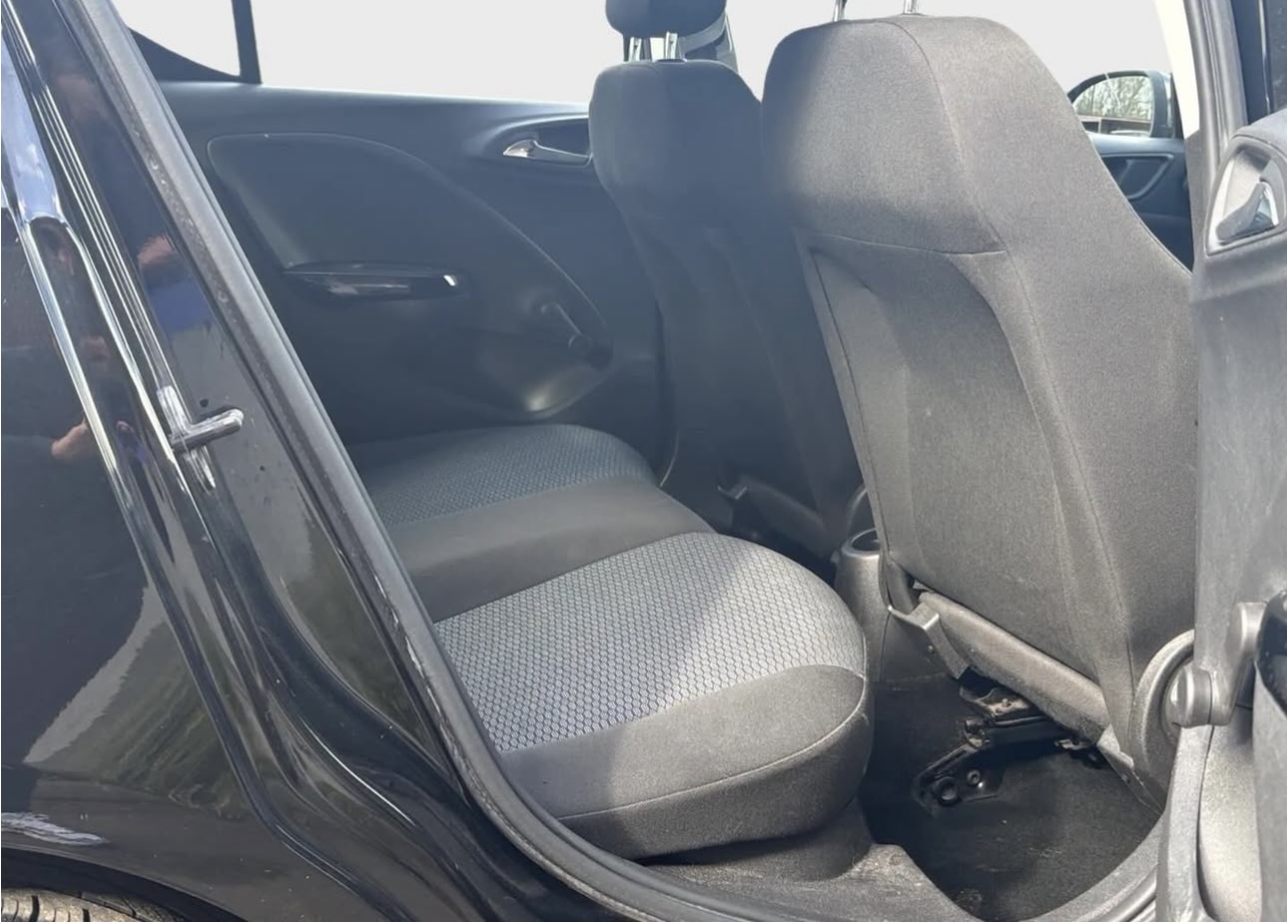 2017 Vauxhall Corsa Energy 1.4 - Image 11