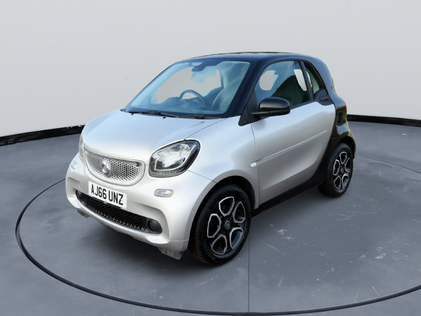 2017 Smart Fortwo (Premium Plus) 0.9 - Image 4
