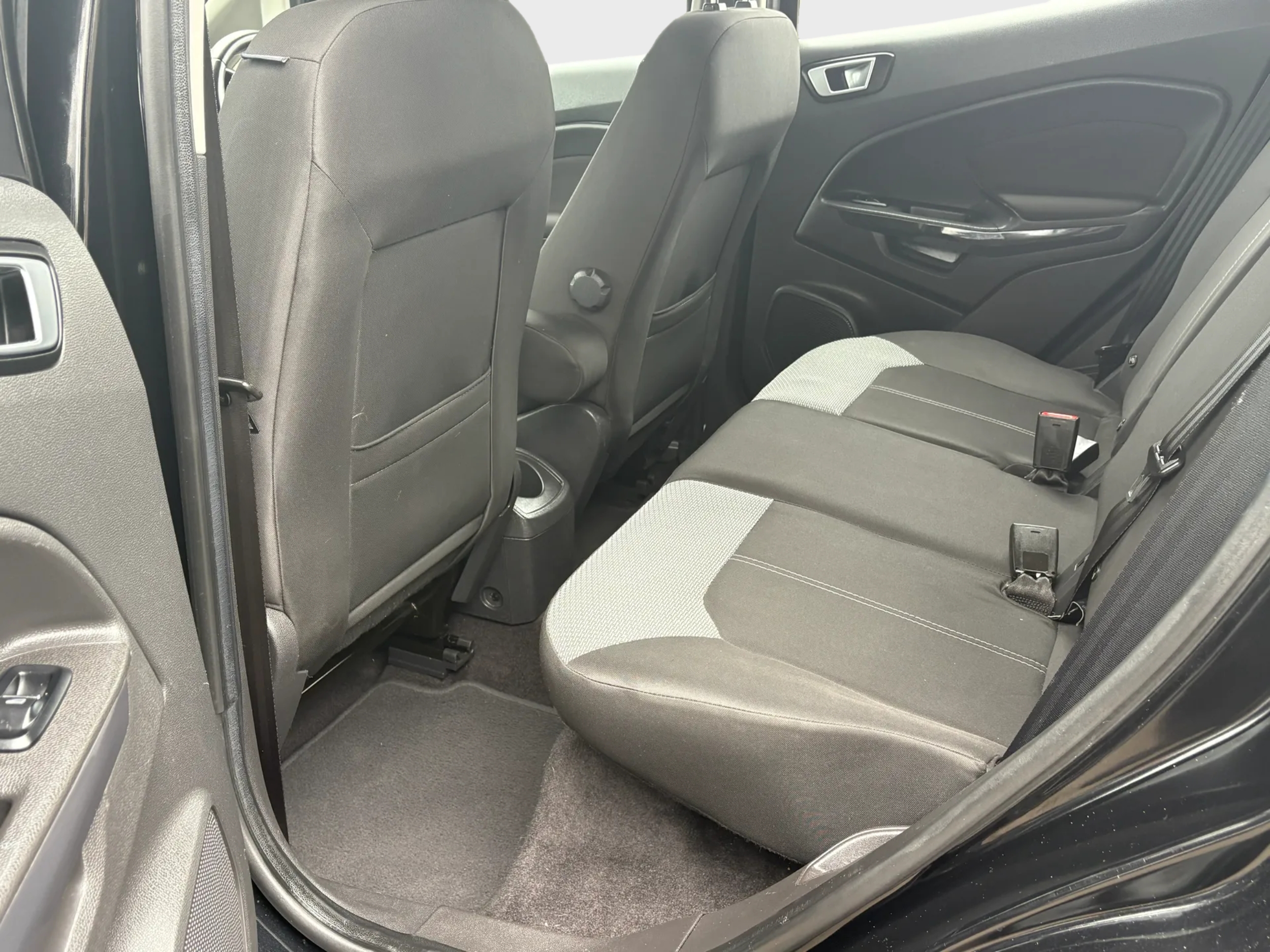 2017 Ford Ecosport Zetec 1.5 - Image 13