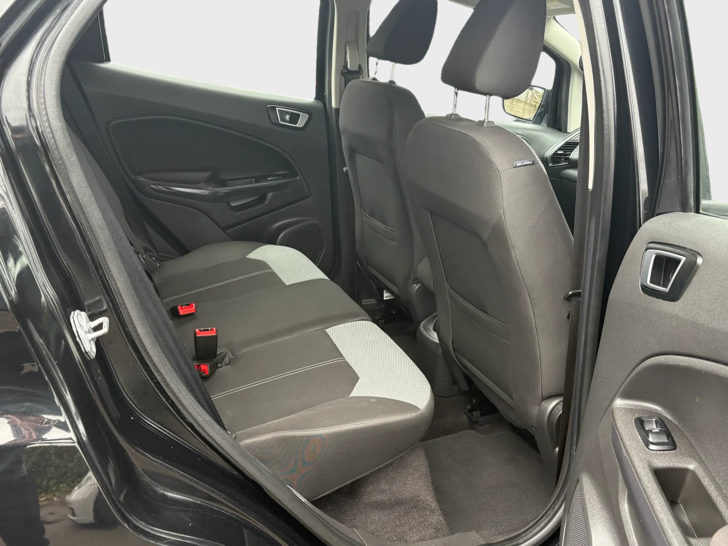 2017 Ford Ecosport Zetec 1.5 - Image 12