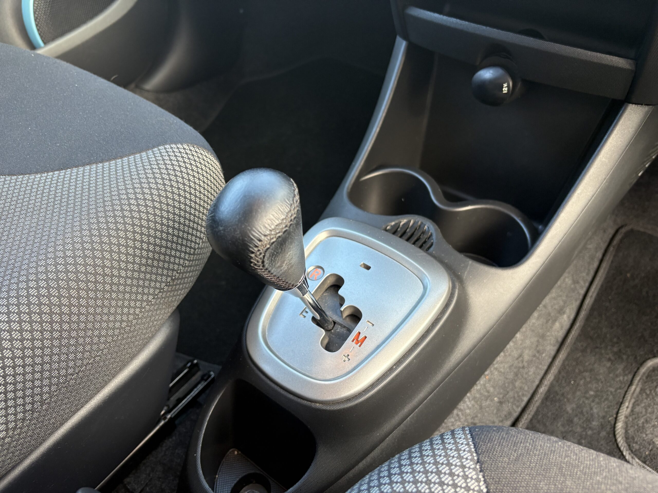 2013 Toyota Aygo Move 1.0 - Image 14