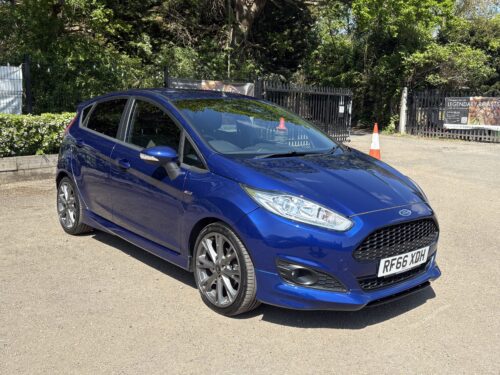 Alternative view of 2016 Ford Fiesta ST-LINE 1.0