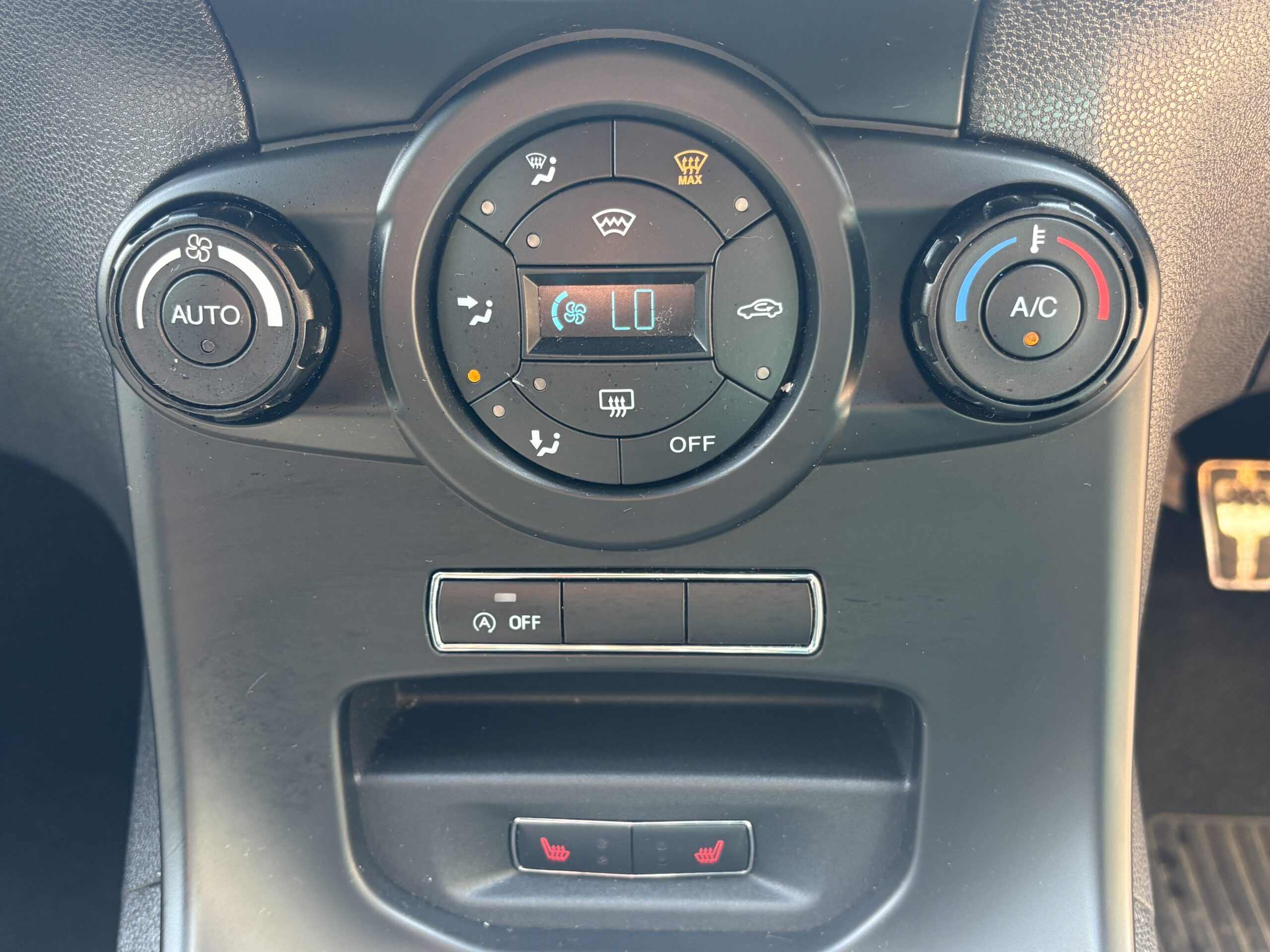 2016 Ford Fiesta ST-LINE 1.0 - Image 17