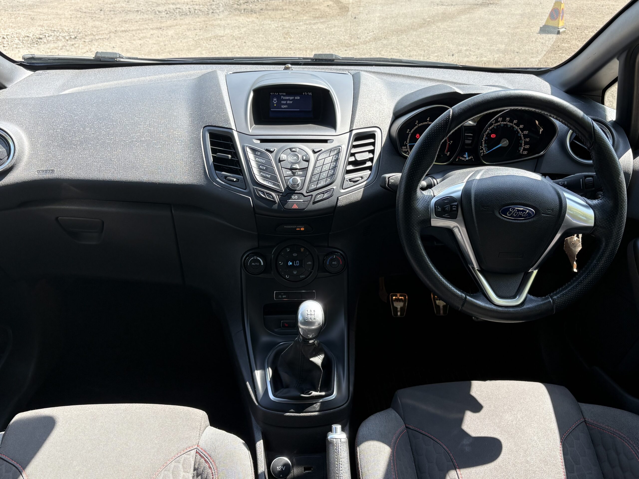 2016 Ford Fiesta ST-LINE 1.0 - Image 12
