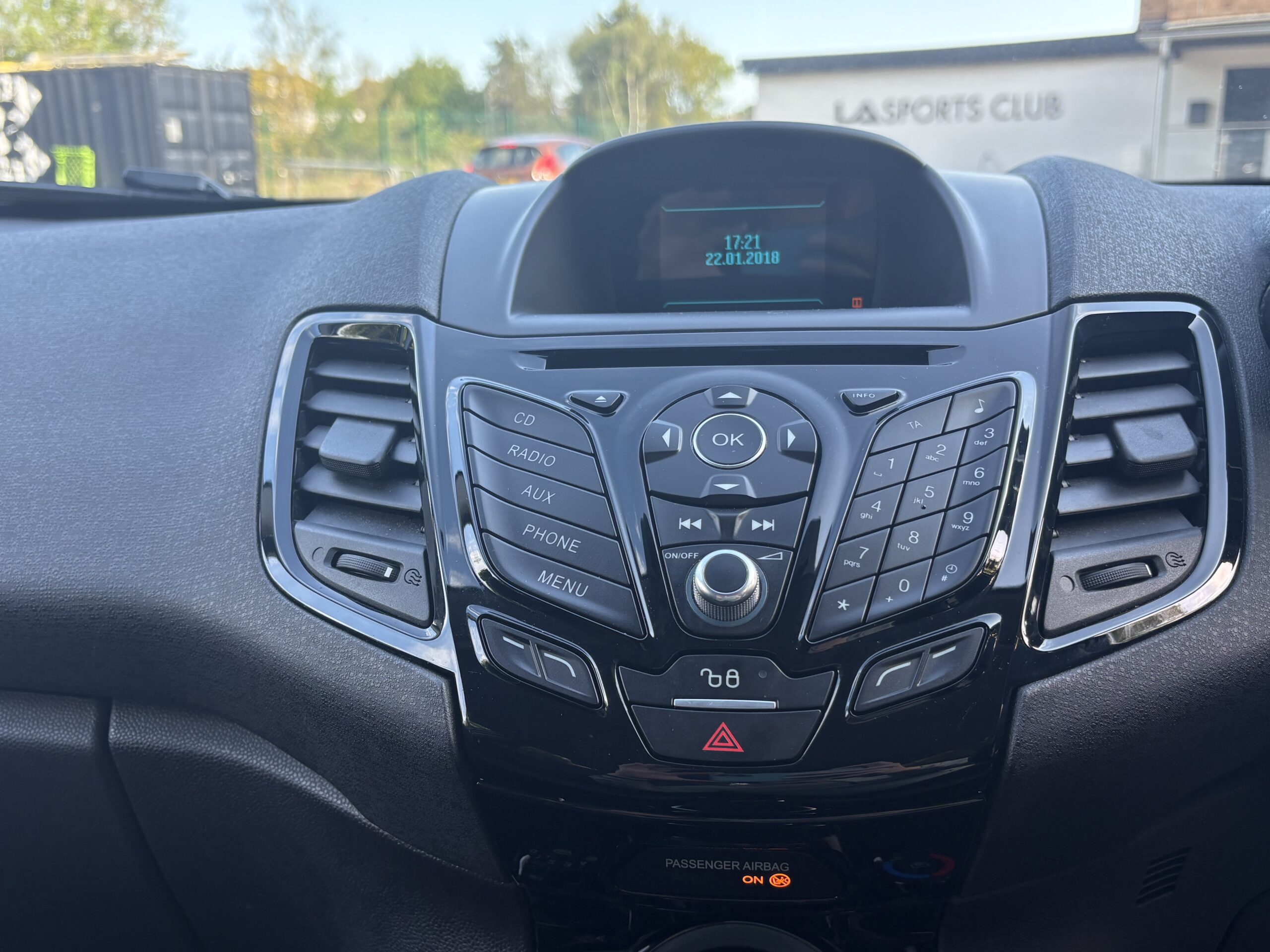 2015 Ford Fiesta Zetec 1.0 - Image 19
