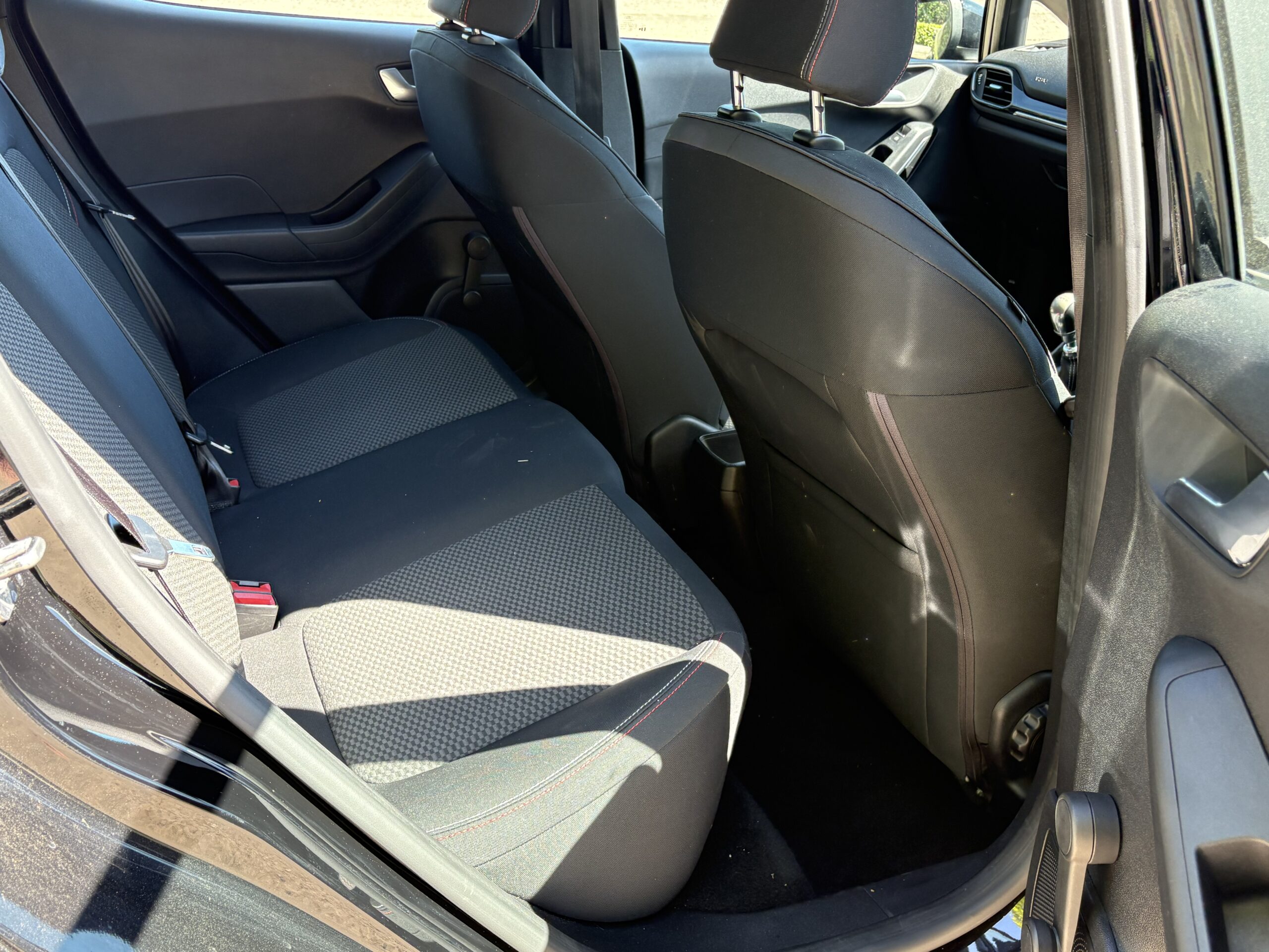 2018 Ford Fiesta ST-LINE 1.0 - Image 16