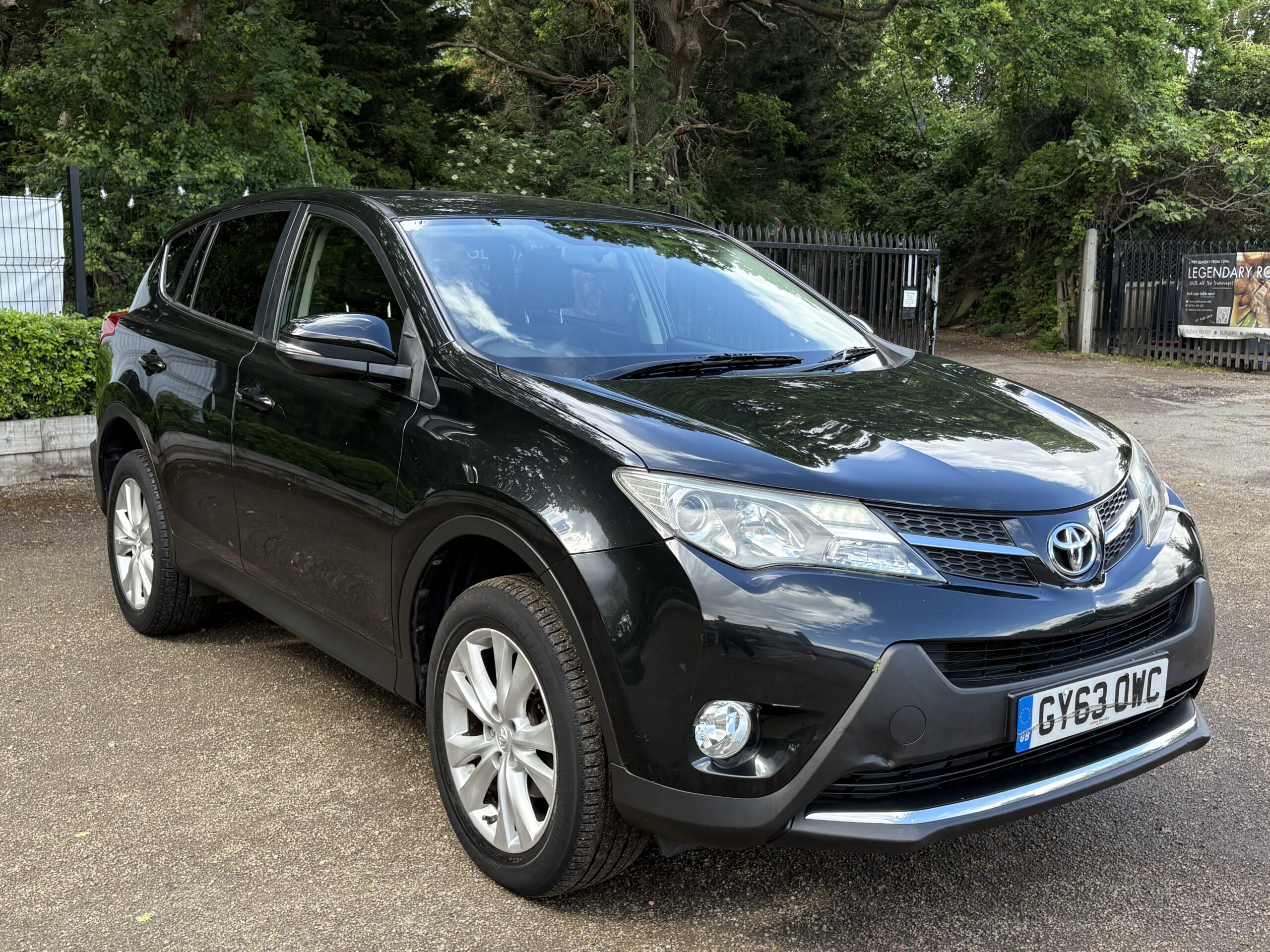 2013 Toyota RAV4 2.2 Auto - Image 2