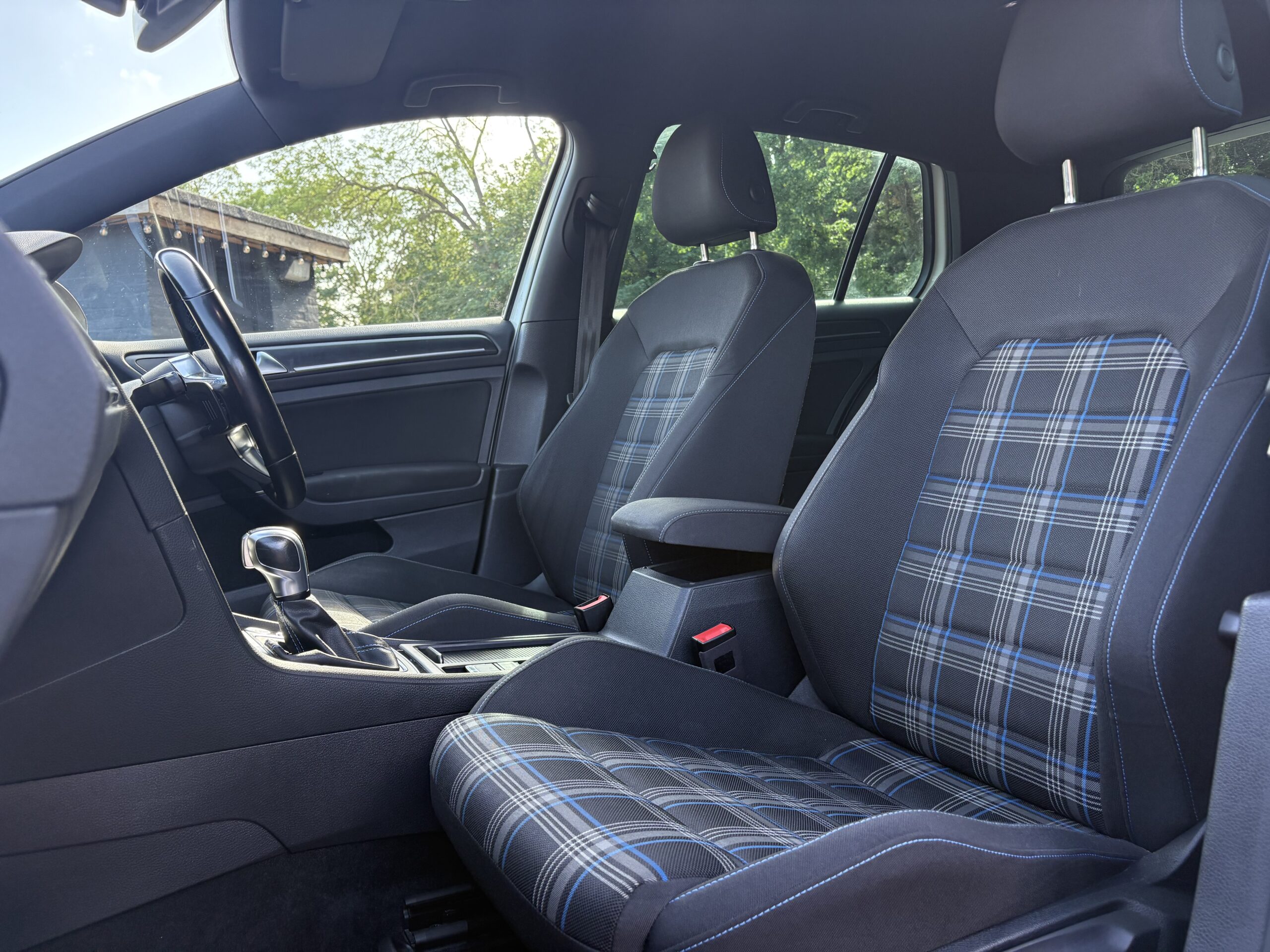 2020 Volkswagen Golf GTE 1.4 DSG - Image 10