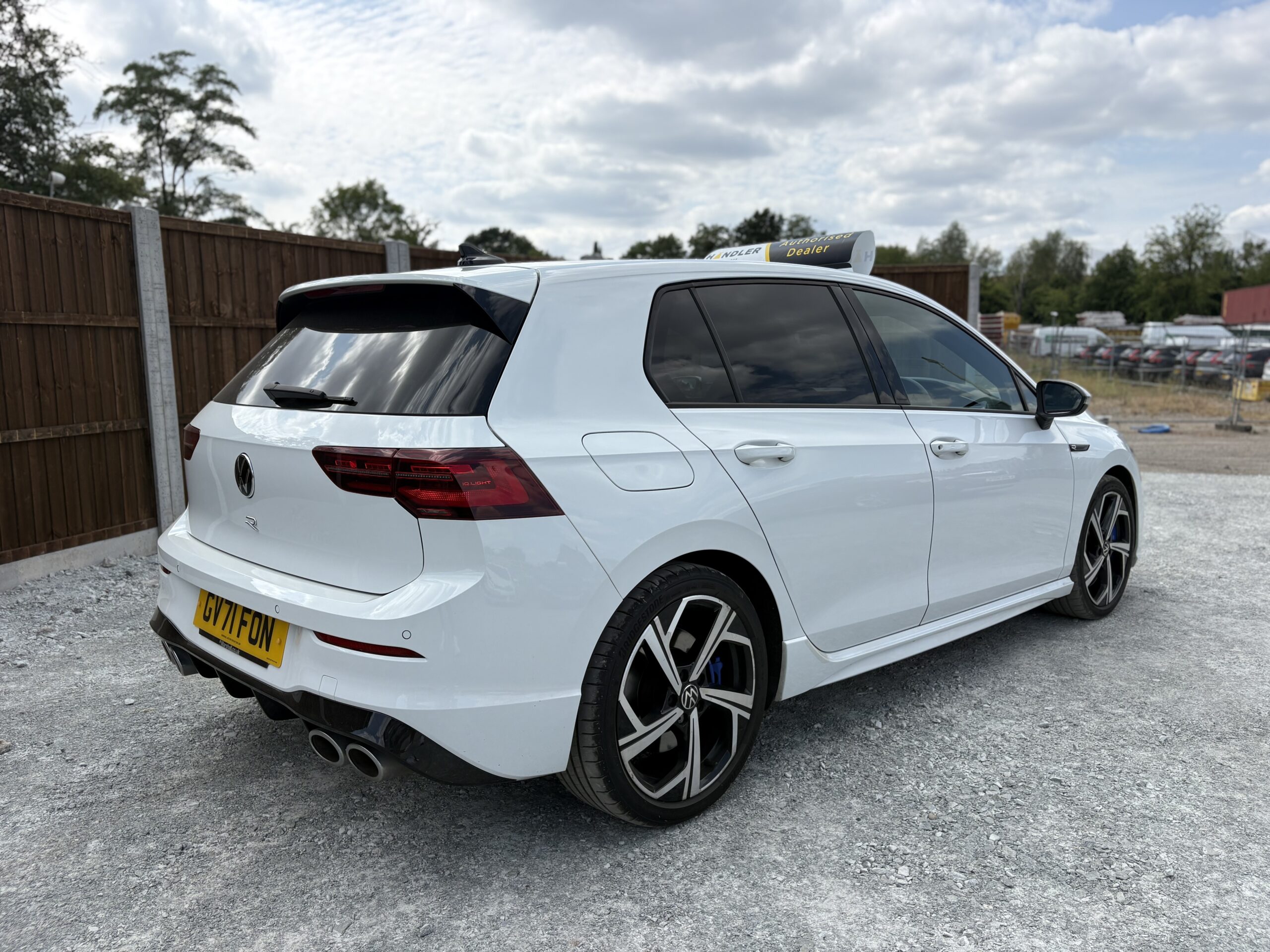 2022 Volkswagen Golf R DSG 2.0 - Image 7