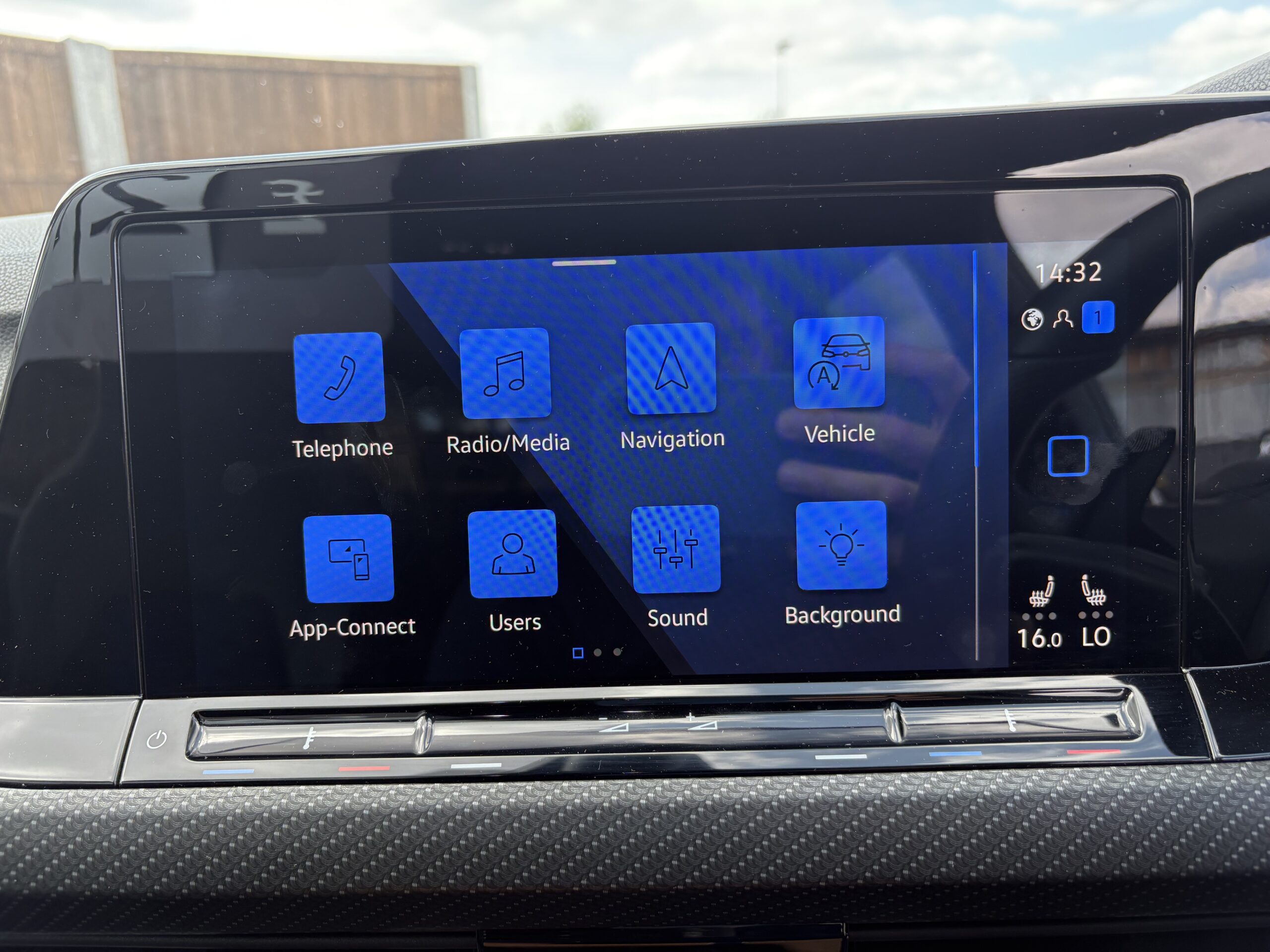 2022 Volkswagen Golf R DSG 2.0 - Image 14