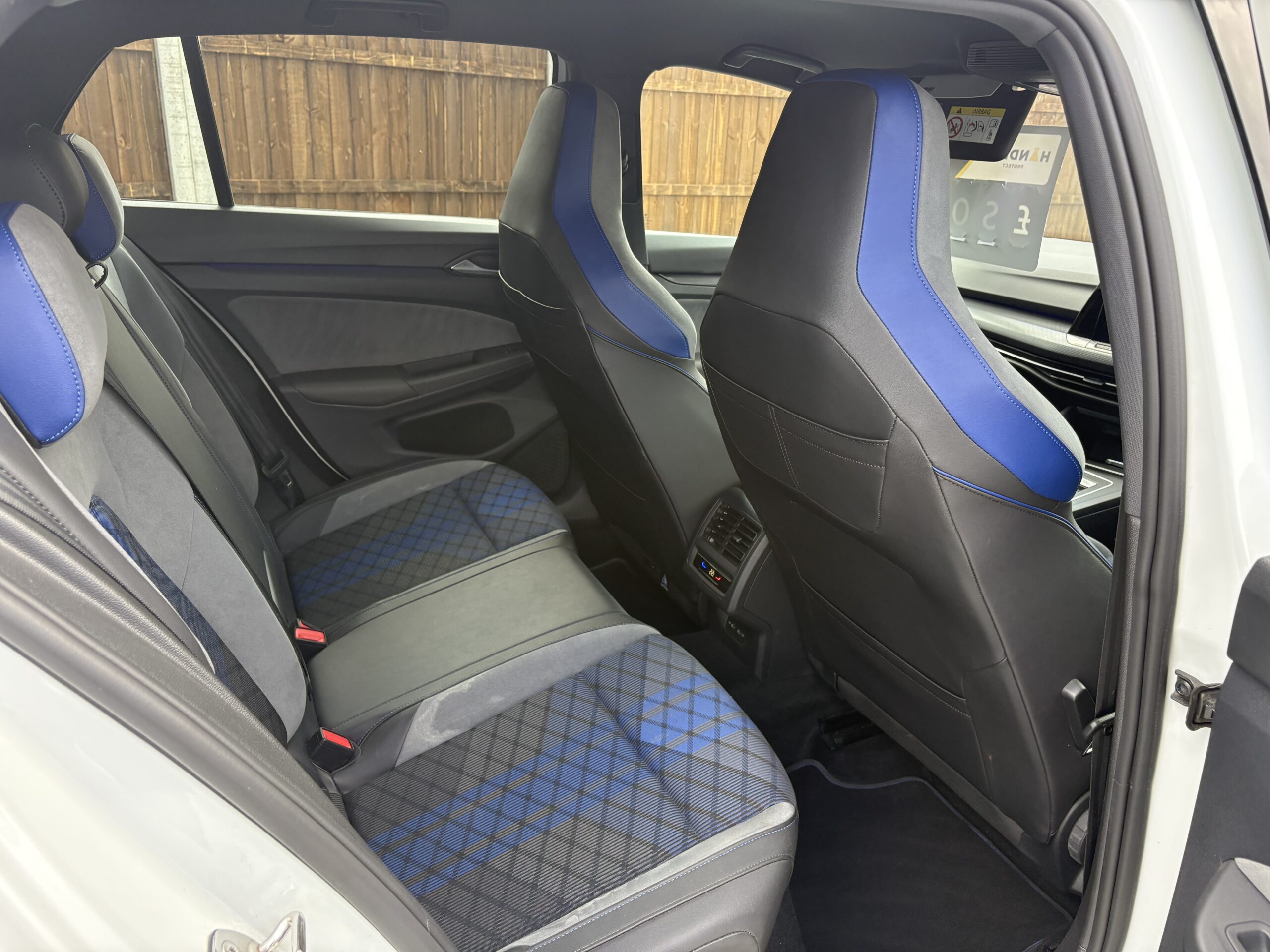 2022 Volkswagen Golf R DSG 2.0 - Image 18