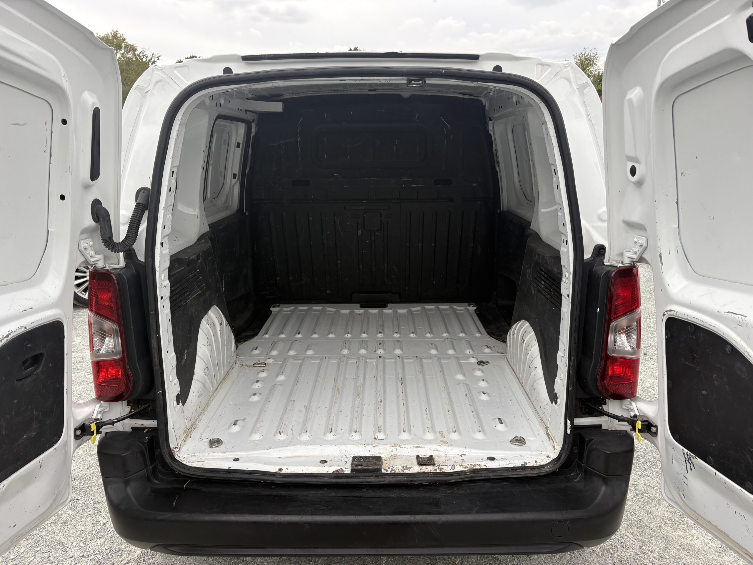 2020 Vauxhall Combo D 2300 1.6 - Image 10