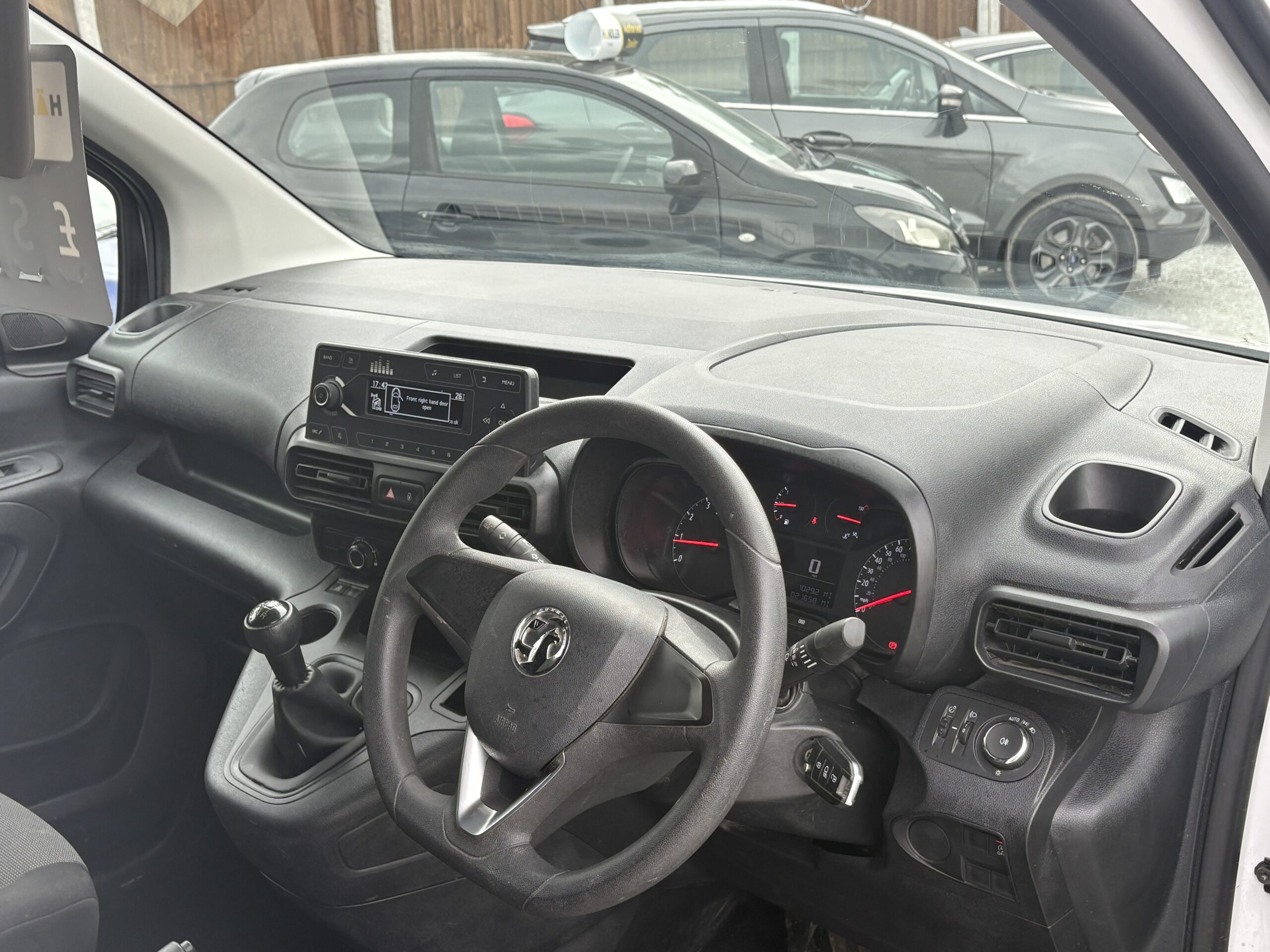 2020 Vauxhall Combo D 2300 1.6 - Image 11