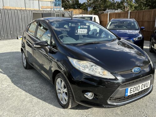 Alternative view of 2010 Ford Fiesta Zetec 1.4
