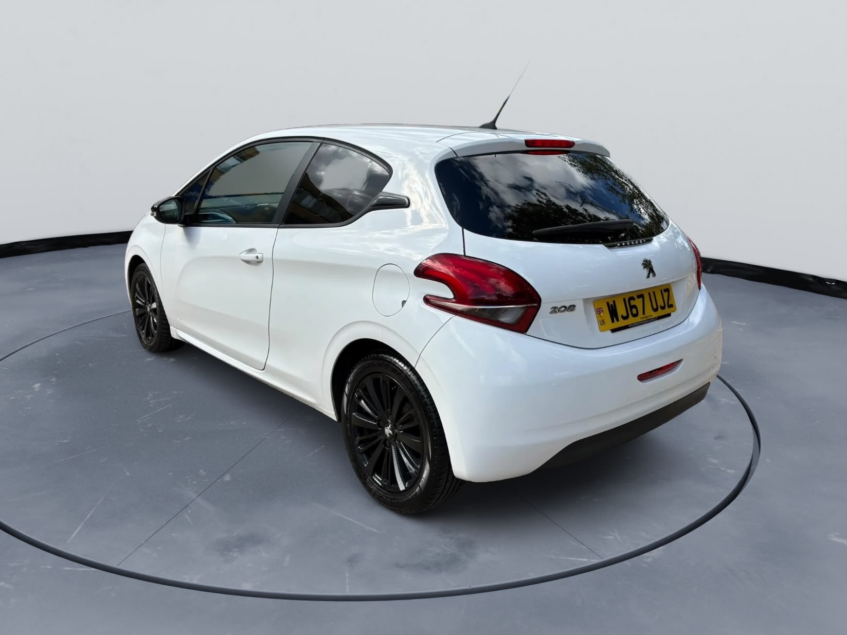 2017 Peugeot 208 Black Edition 1.2 - Image 8