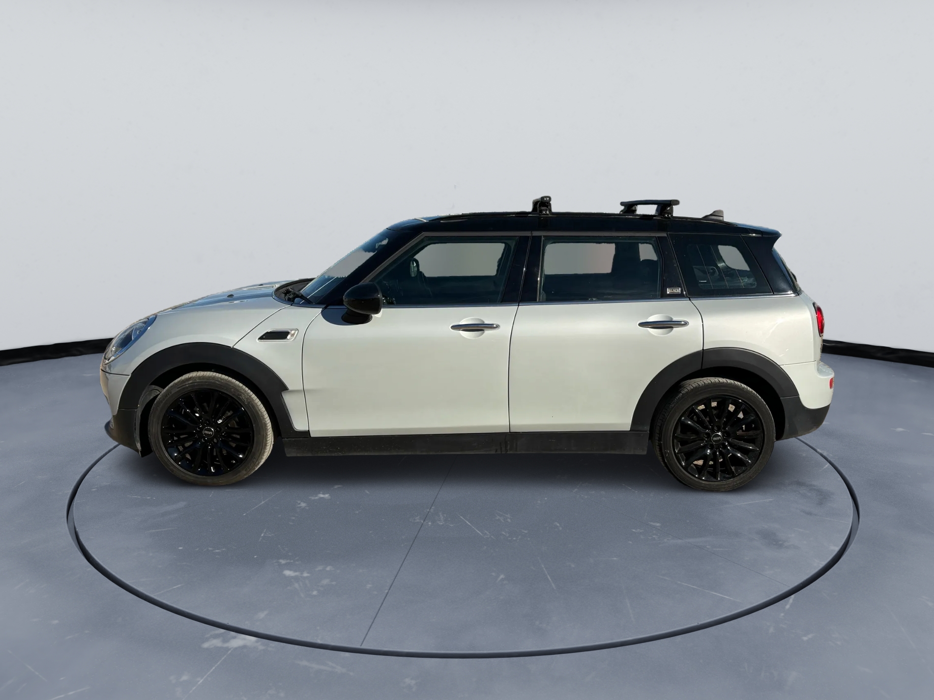 2017 Mini Clubman Black ED 1.5 - Image 6